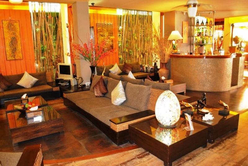 Pasadena Lodge Pattaya Zewnętrze zdjęcie
