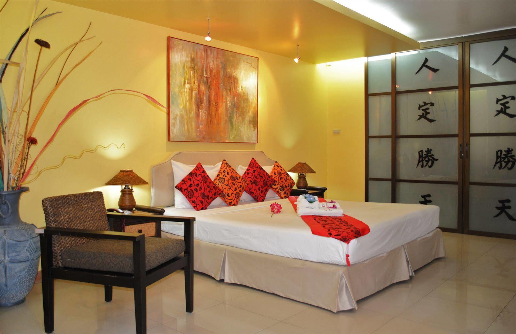 Pasadena Lodge Pattaya Zewnętrze zdjęcie