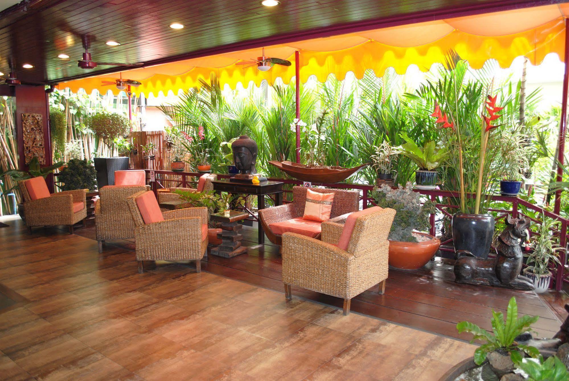 Pasadena Lodge Pattaya Zewnętrze zdjęcie
