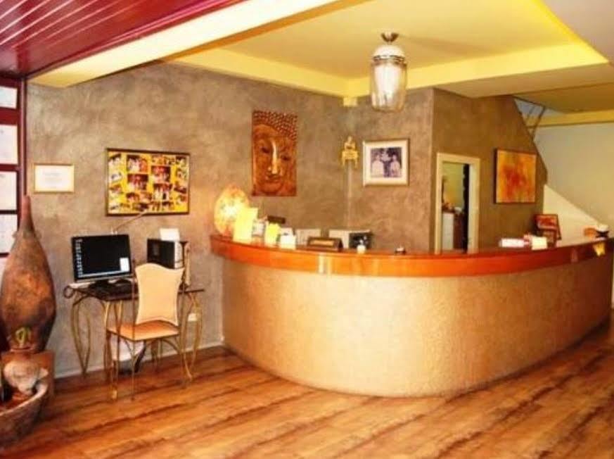 Pasadena Lodge Pattaya Zewnętrze zdjęcie